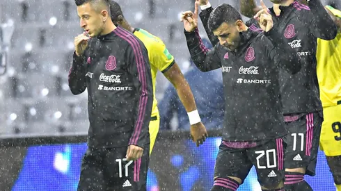 Alvarado y Vega forman parte de la convocatoria de México para esta triple cartelera de Eliminatoria de Concacaf