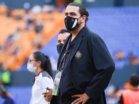 Amaury Vergara responde a las porras de Chivas 