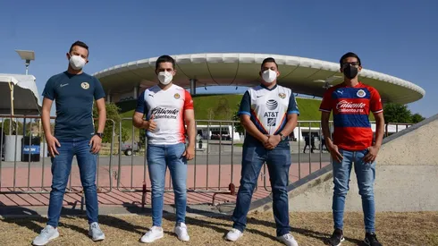 Aficionados de Chivas y América fuera del Akron (IMAGO 7)