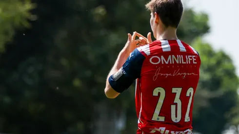 Armando González celebra un gol con Chivas Sub 18 (IMAGO 7)