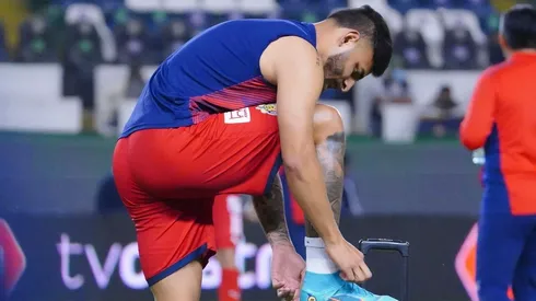 Chivas vive preocupado por la decisión de Alexis Vega