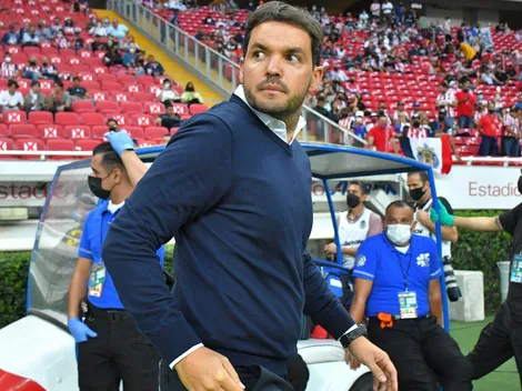 Se complica más el sueño por Nicolás Larcamón