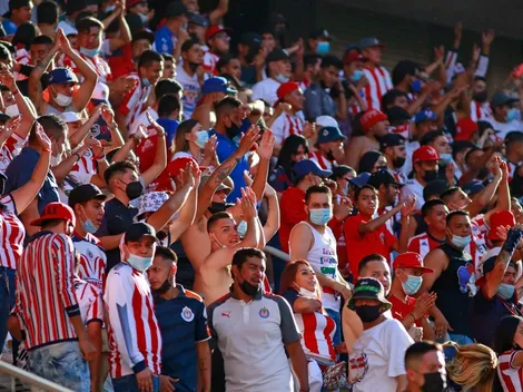 Sacaron del Akron a aficionados por gritar “Fuera Leaño”