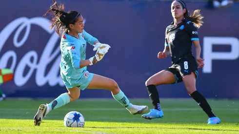 Caro Jaramillo saca un disparo (IMAGO 7)