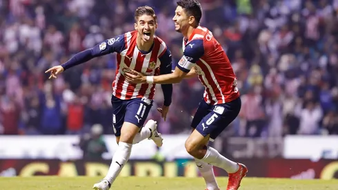 Isaác Brizuela celebra un gol con el Guadalajara (IMAGO 7)