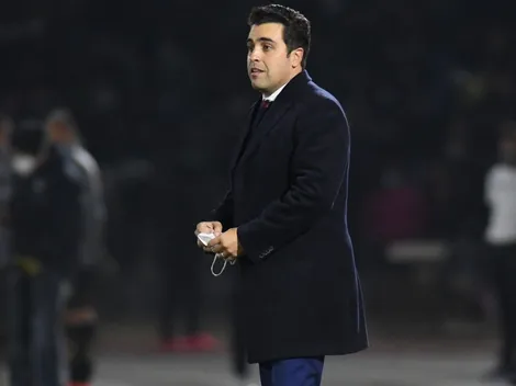 La afición gritó "fuera Leaño" en el Estadio Akron