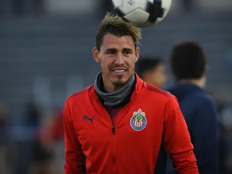 Lo que puedes comprar con el valor de los tenis que usa Cristian Calderón