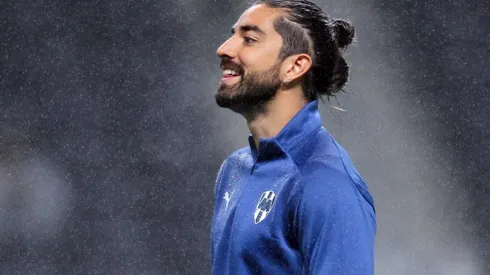 Rodolfo Pizarro divide opiniones de chivahermanos