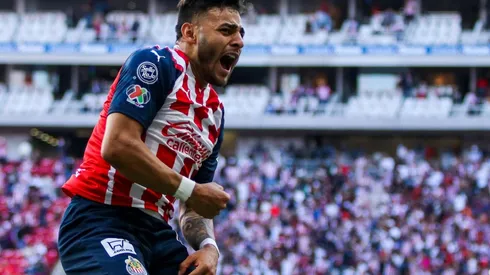 ¡El mejor momento! Componen corrido a Alexis Vega