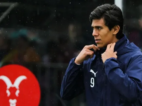 Oficial: Macías vuelve a Chivas