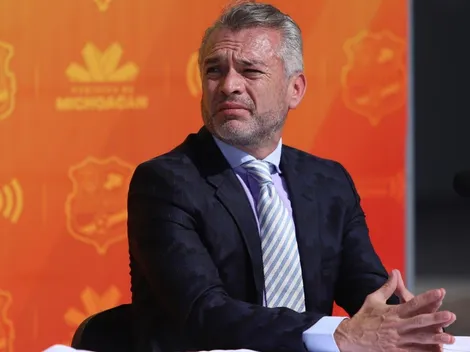 Higuera afirma que Macías se fue a Europa por capricho: Advierte a Alexis Vega 