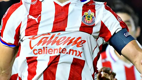 Sergio Flores llevó el gafete de capitán con tan solo 30 partidos en Liga MX