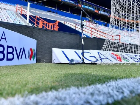 Un jugador de Chivas 'provocó' el levantamiento de pasto en el Hidalgo
