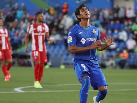 "Tiene un año con el Getafe": Chivas se 'desliga' de Macías