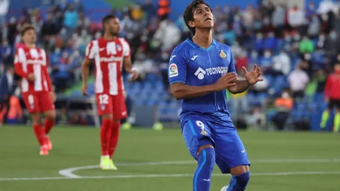 El delantero mexicano no cuenta para el técnico de los azulones