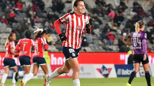 Chivas Femenil aplasta a Pachuca 4-1 de la mano de Licha Cervantes