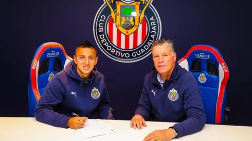 El Piojo fue presentado de manera oficial con Chivas