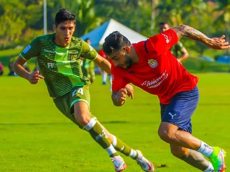 Chivas empieza como una tromba y golea en su primer duelo de pretemporada