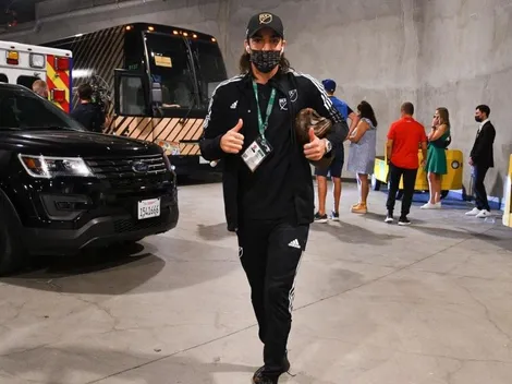 Pizarro está a un paso del Monterrey y se aleja de Chivas