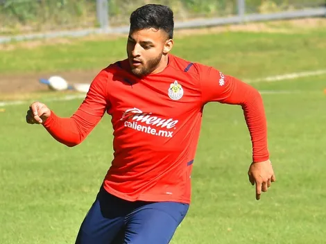 Chivas tiembla por la renovación de Alexis Vega