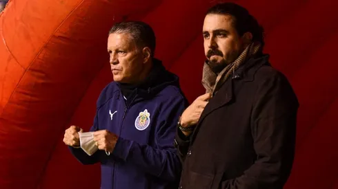 Peláez y Vergara se hicieron presentes en la derrota de Chivas