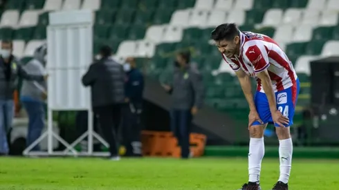 Oribe Peralta no seguirá con Chivas