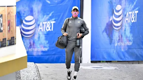 El pase de Carlos Salcedo ha entrado en una subasta