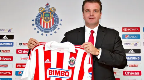 Chivas busca nuevo director deportivo