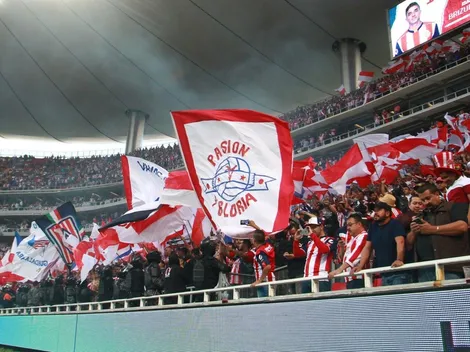 Porra de Chivas les levanta el castigo para el Clásico