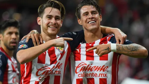 Canelo Angulo le dio la ventaja a las Chivas en el último suspiro