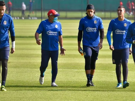 En Chivas le abren las puertas a Andrés Gudiño