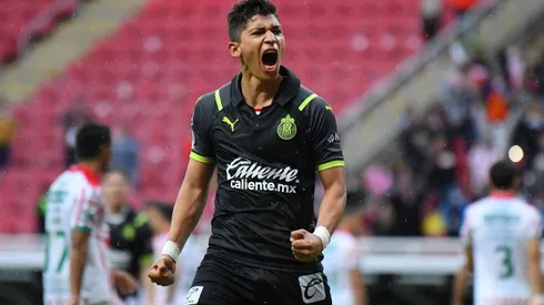 Chivas anunció la renovación de Ángel Zaldívar