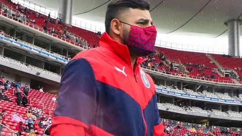 Alexis Vega sufrió una lesión en su tobillo derecho en el México vs. Costa Rica.