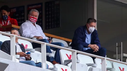 Vucetich se irá de Chivas, ¿y Peláez?