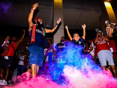 Video: recibimiento de la afición a los jugadores en Dallas