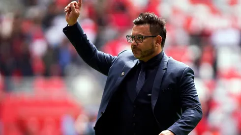 Mohamed no descarta enrolarse con Chivas.