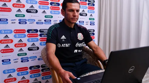 Lozano no tiene trabajo.