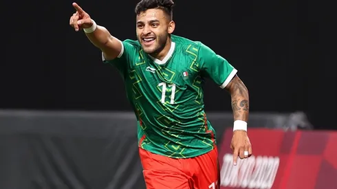 Alexis marcó tres goles con el Tri.