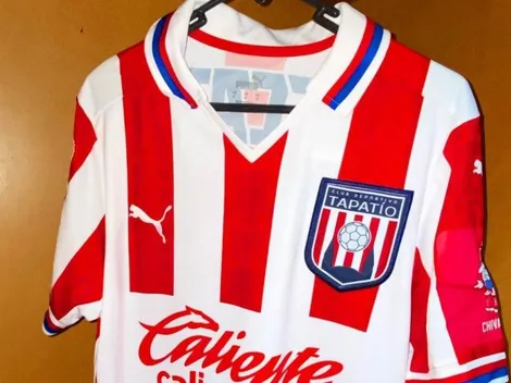 Afición explota contra Amaury por el “parchado” uniforme del Tapatío