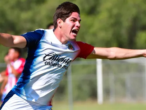 Jugador de Chivas cumple sueño de jugar en el extranjero