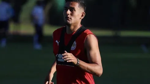 Pinzón ya estuvo entrenando desde hace tres meses con Chivas.