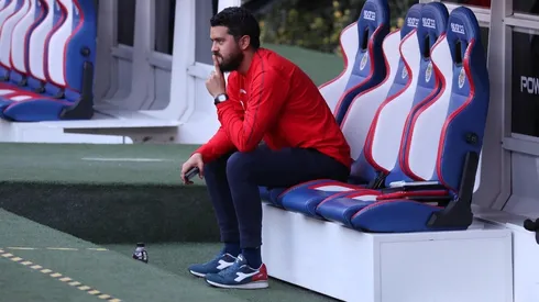 Cueva trabaja con el Bredtford de la Liga Premier.