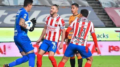 El Rebaño Sagrado no pudo con Pachuca que era último lugar.