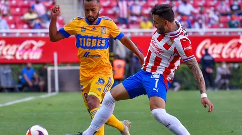 Alexis Vega poco pudo hacer al frente.