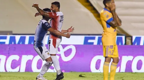 Alexis Vega suma dos juegos anotando de manera consecutiva.