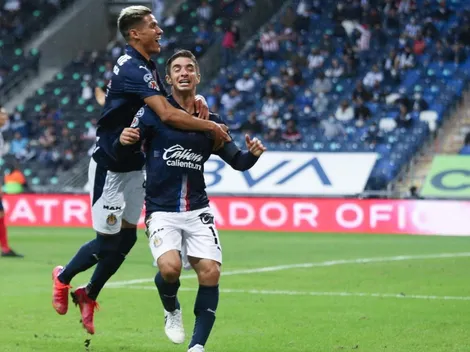 Brizuela pone adelante a Chivas con un golazo