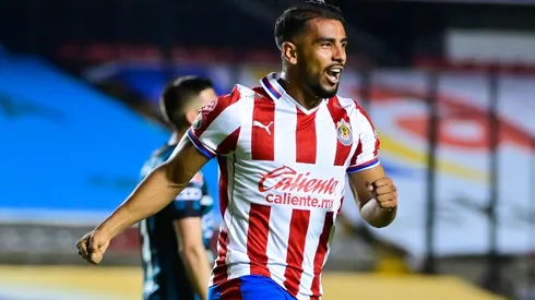 Chivas felicitó a por su compleaños y la afición lo reventó