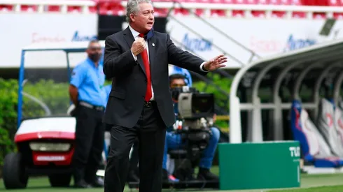 Vucetich suma con Chivas 12 puntos en 11 partidos.