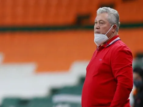 "Cortar procesos no es lo indicado": Molina sale en defensa de su técnico