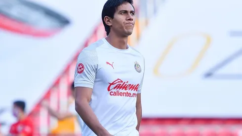 Macías es el único delantero que ha anotado con Chivas en el torneo.